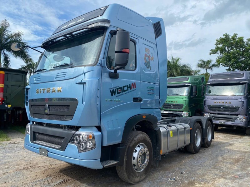 Đầu kéo Howo SITRAK 460hp Weichai CẦU LÁP