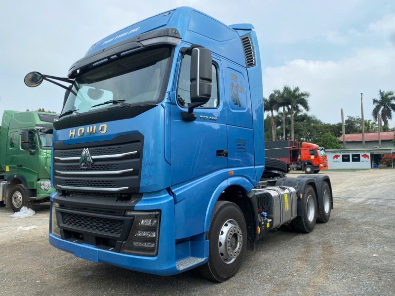 Xe Đầu Kéo HOWO TH7- New LUXURY 460HP CẦU LÁP